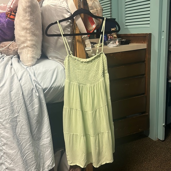 Light Green dress - Picture 1 of 2